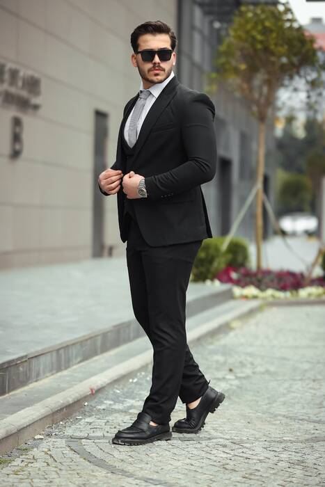 DAR KESİM YELEKLİ TAKIM ELBİSE SİYAH